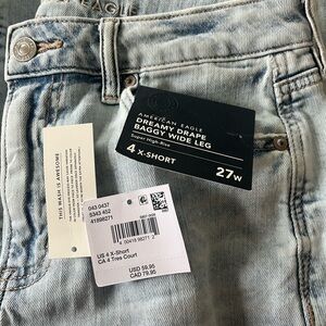 American Eagle Dreamy Drape Light Blue Wide Leg Jeans 4 x short FITS LIKE AN 8